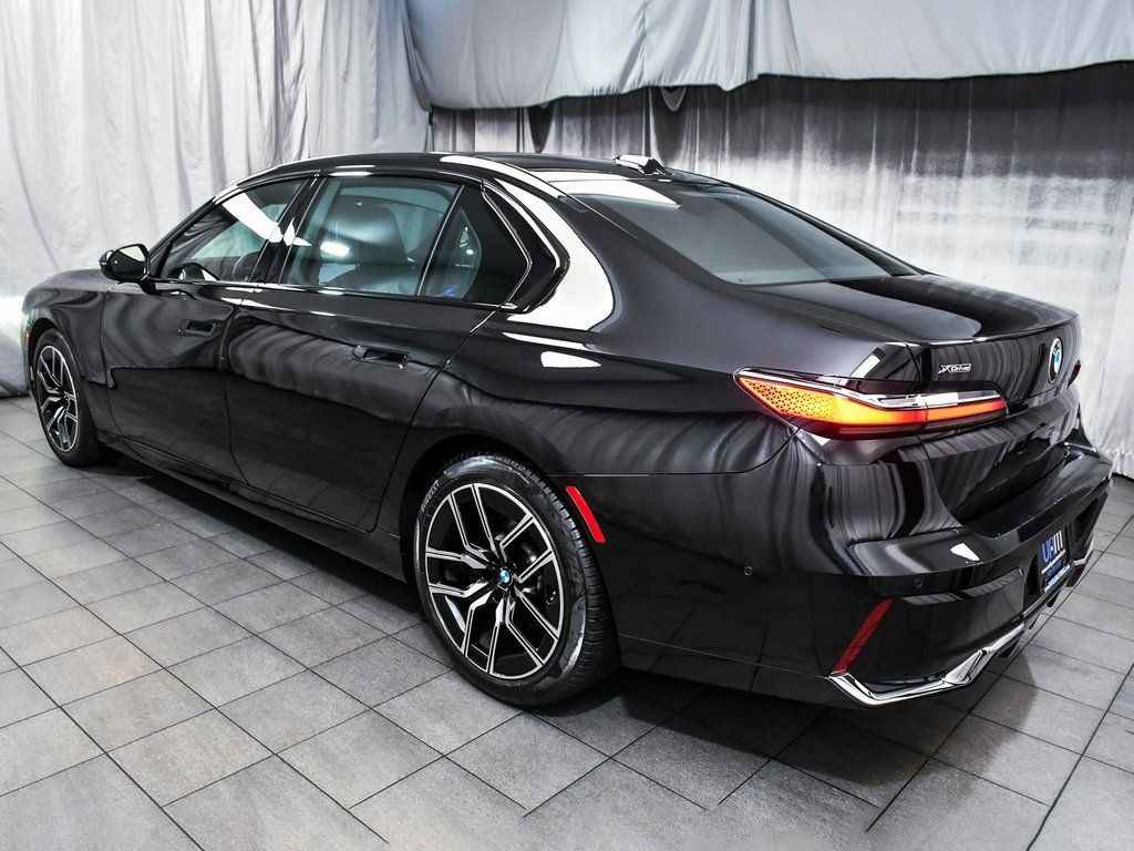 2024 Bmw 740i xDrive photo 4