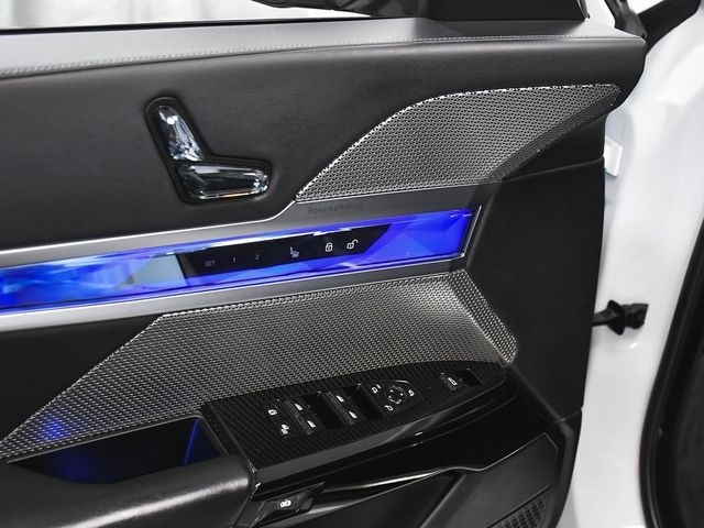 2024 BMW 7 Series 740i xDrive - 22949559 - 10