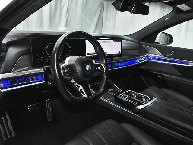2024 BMW 7 Series 740i xDrive - 22949559 - 37