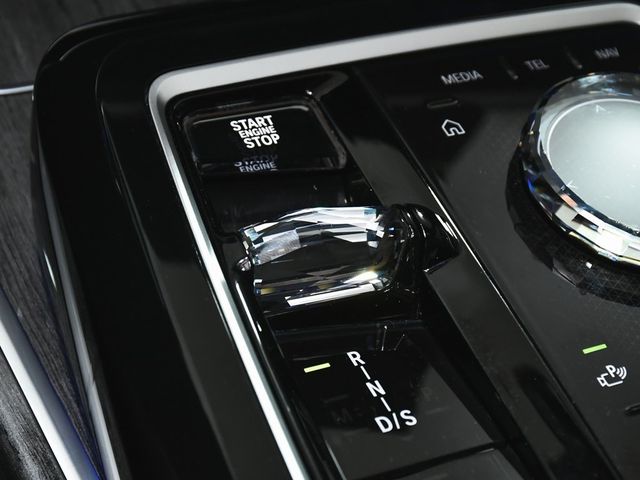 2024 BMW 7 Series 740i xDrive - 22949559 - 58