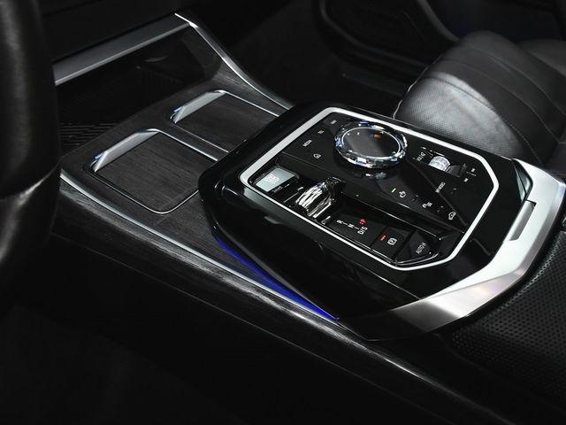 2024 BMW 7 Series 740i xDrive - 22949559 - 71