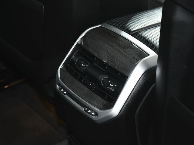 2024 BMW 7 Series 740i xDrive - 22949559 - 81