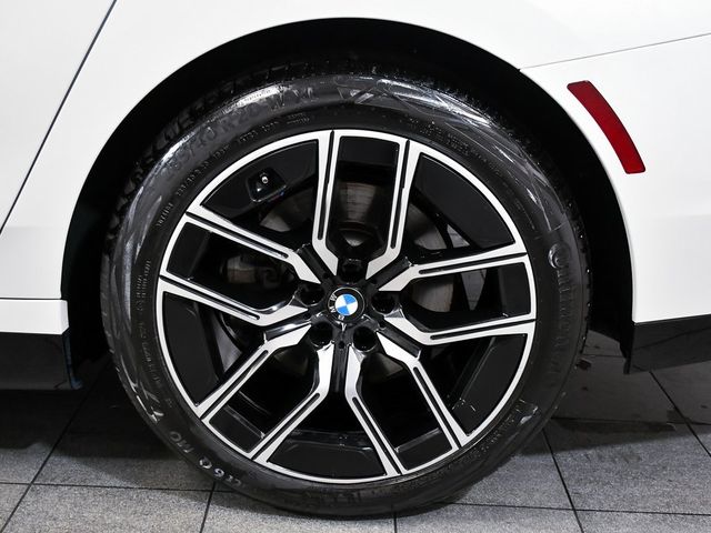 2024 BMW 7 Series 740i xDrive - 22949559 - 8