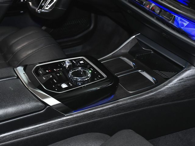 2024 BMW 7 Series 740i xDrive - 22949559 - 89