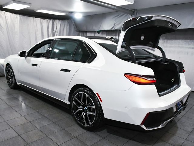 2024 BMW 7 Series 740i xDrive - 22949559 - 91