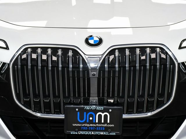 2024 BMW 7 Series 740i xDrive - 22949559 - 98