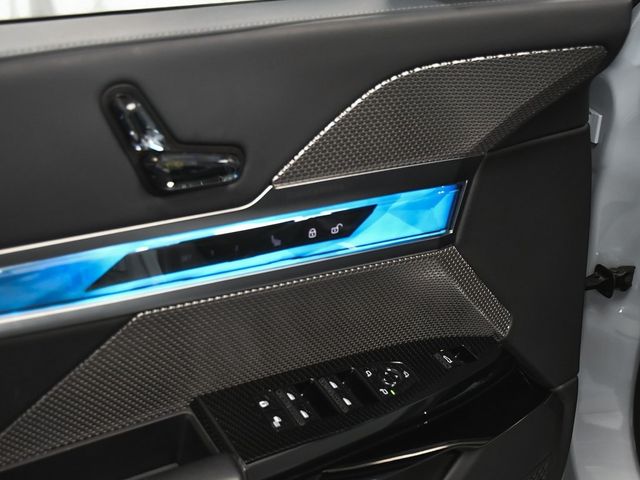 2024 BMW 7 Series 740i xDrive - 22953667 - 9