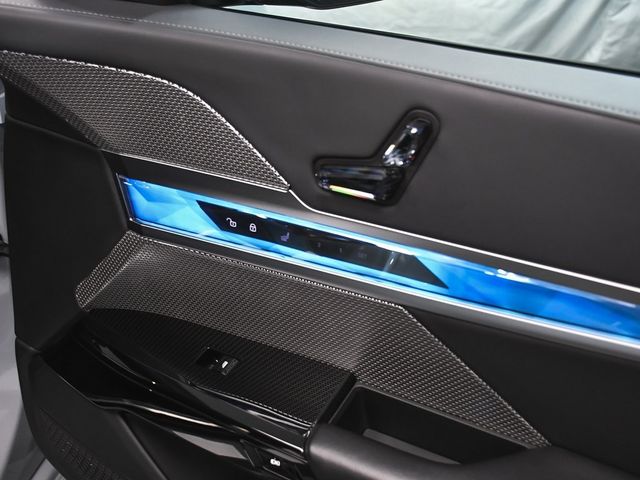 2024 BMW 7 Series 740i xDrive - 22953667 - 30