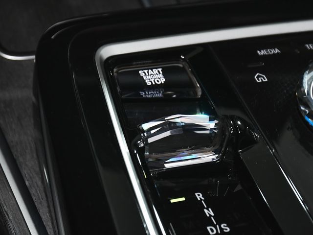 2024 BMW 7 Series 740i xDrive - 22953667 - 57