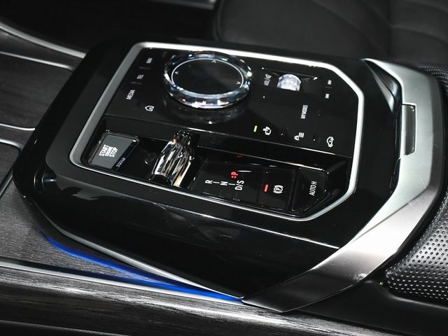 2024 BMW 7 Series 740i xDrive - 22953667 - 71