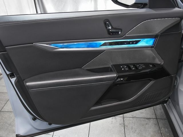 2024 BMW 7 Series 740i xDrive - 22953667 - 8