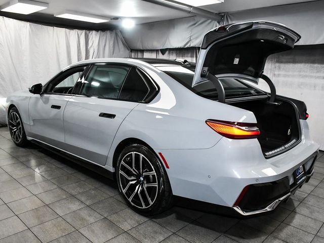 2024 BMW 7 Series 740i xDrive - 22953667 - 91