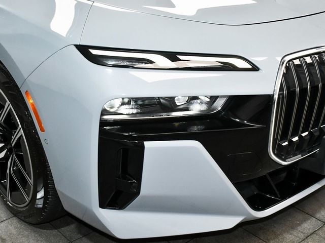 2024 BMW 7 Series 740i xDrive - 22953667 - 97