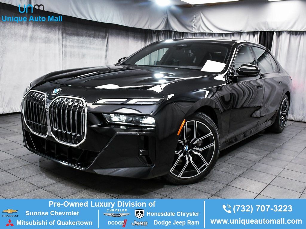 2024 BMW 7 Series 740i xDrive - 22954260 | Video 1