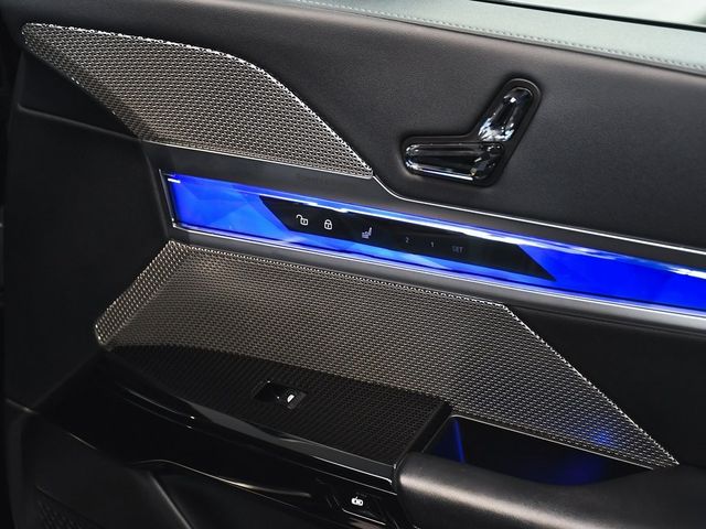 2024 BMW 7 Series 740i xDrive - 22954260 - 35