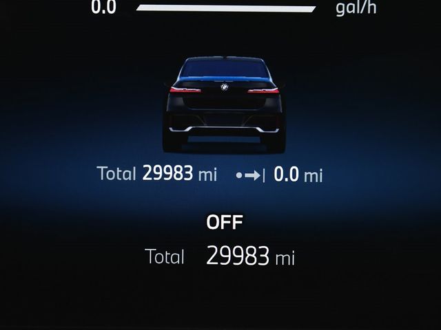 2024 BMW 7 Series 740i xDrive - 22954260 - 43