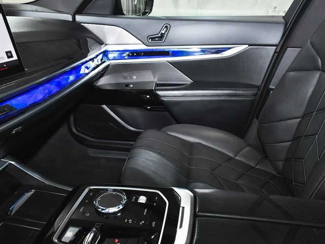 2024 BMW 7 Series 740i xDrive - 22954260 - 77