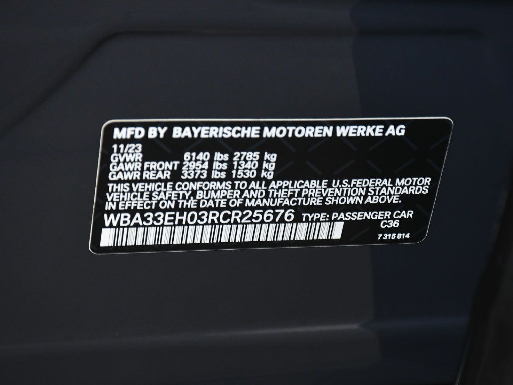 BMW 7 Series photo 28
