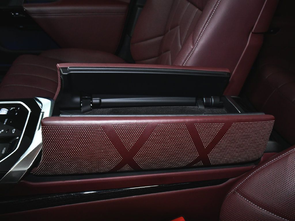BMW 7 Series photo 56