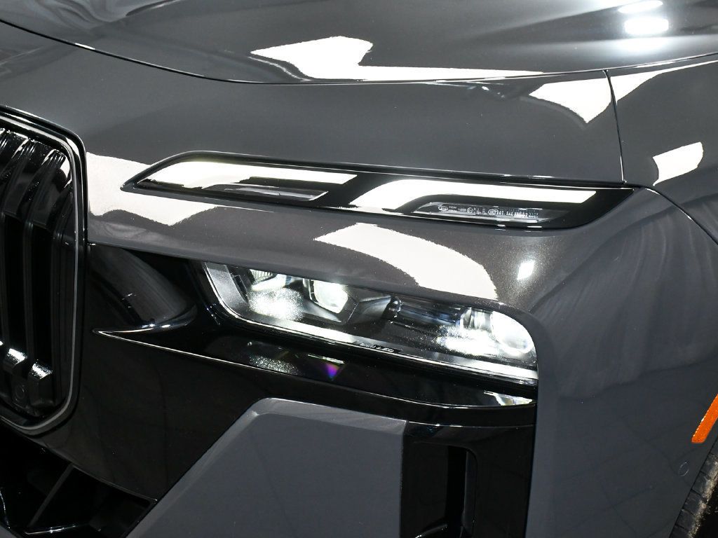 BMW 7 Series photo 82