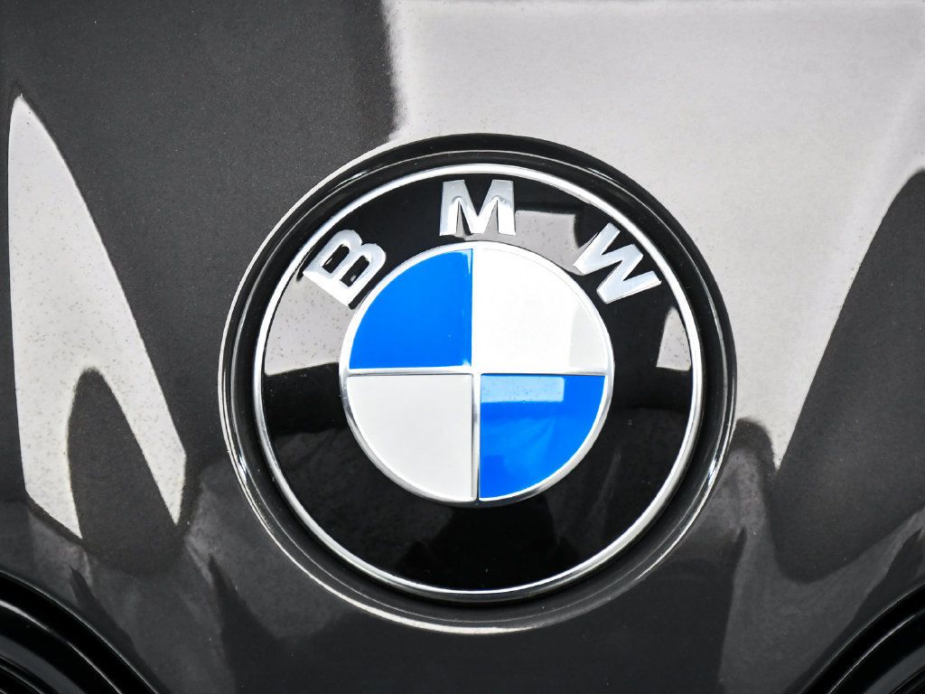 BMW 7 Series photo 96
