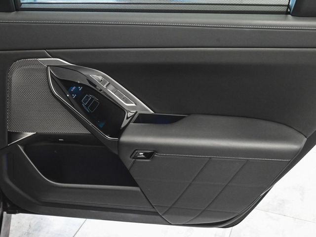 2024 BMW 7 Series 740i xDrive - 22949586 - 17