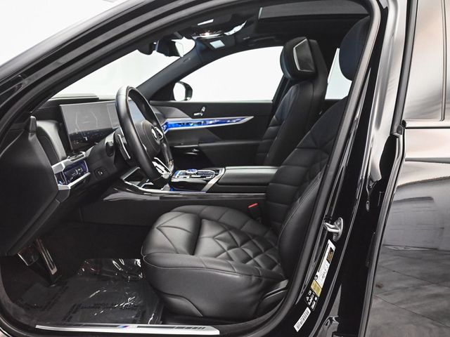 2024 BMW 7 Series 740i xDrive - 22949586 - 30