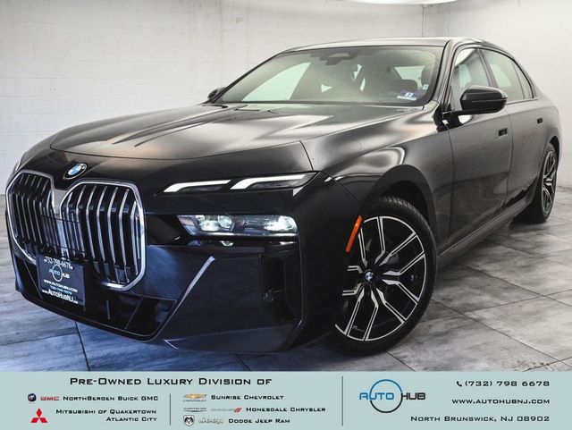 2024 BMW 7 Series 740i xDrive - 23011093 - 0