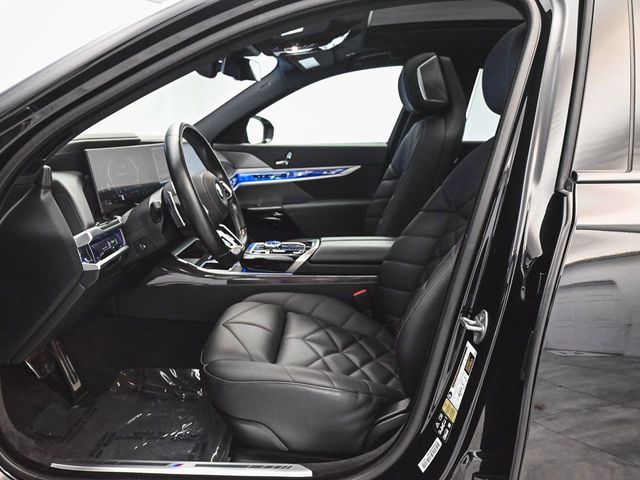 2024 BMW 7 Series 740i xDrive - 23011093 - 30