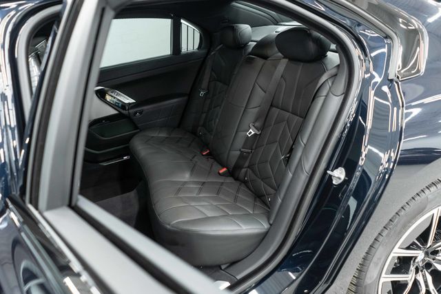 2024 BMW 7 Series 740i xDrive - 22984426 - 14