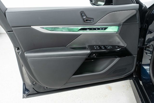 2024 BMW 7 Series 740i xDrive - 22984426 - 16