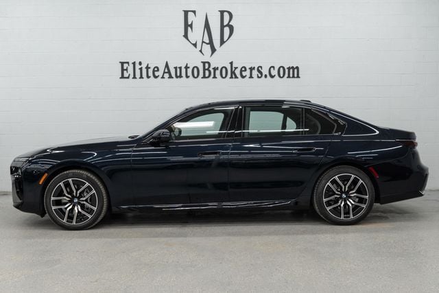 2024 BMW 7 Series 740i xDrive - 22984426 - 1