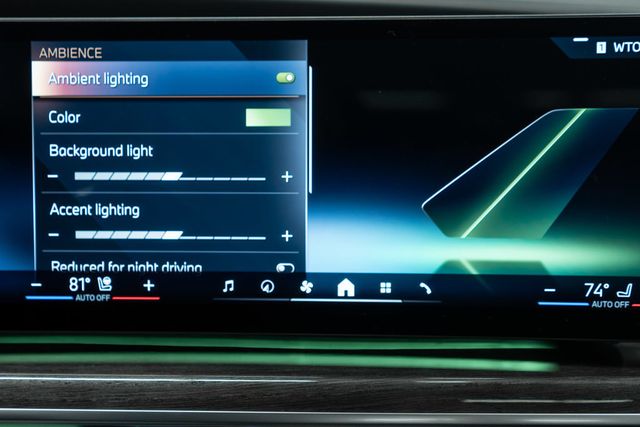 2024 BMW 7 Series 740i xDrive - 22984426 - 28