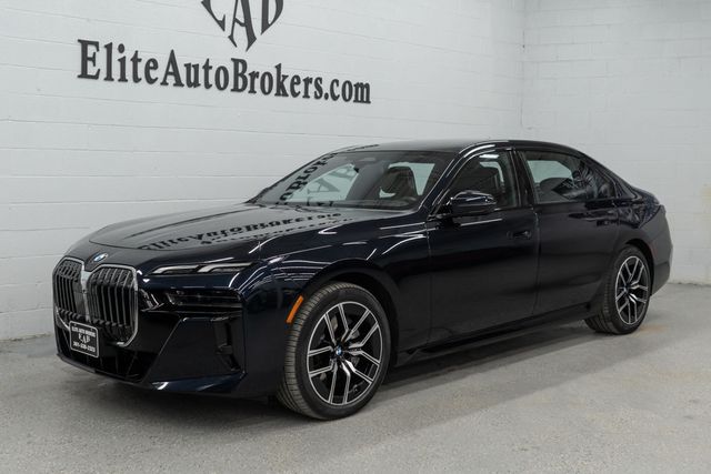 2024 BMW 7 Series 740i xDrive - 22984426 - 36