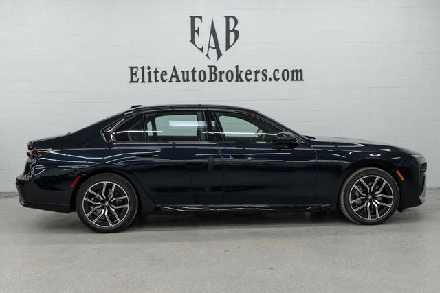 2024 BMW 7 Series 740i xDrive - 22984426 - 4