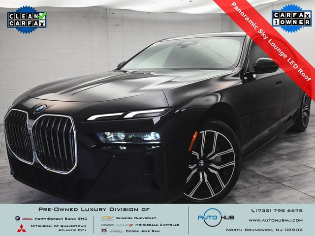 2024 BMW 7 Series 750e xDrive - 22961155 - 0