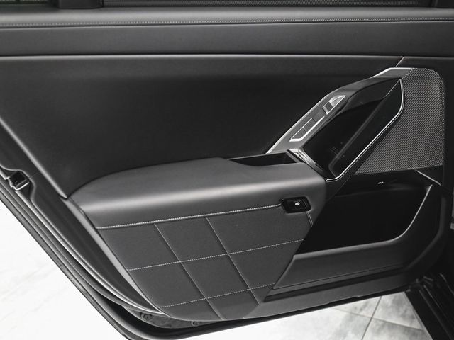 2024 BMW 7 Series 750e xDrive - 22961155 - 12