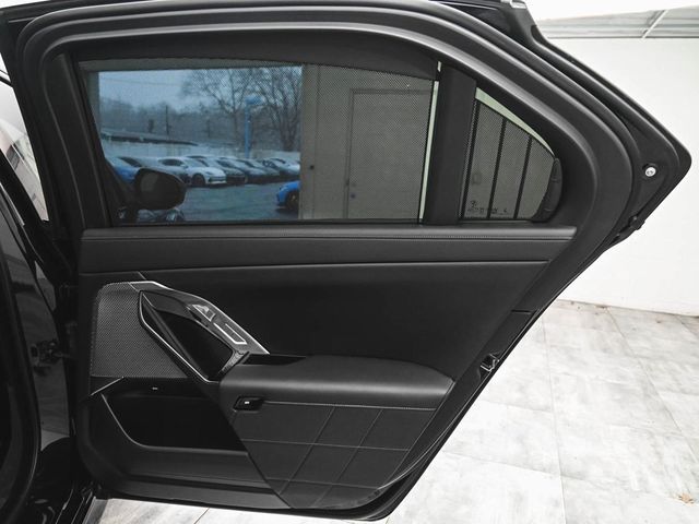 2024 BMW 7 Series 750e xDrive - 22961155 - 13