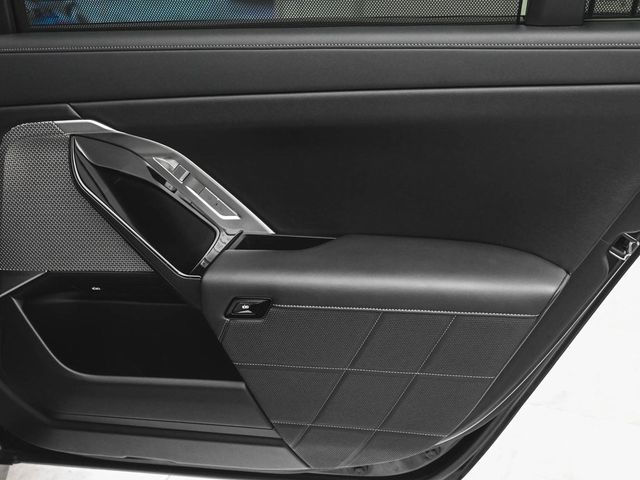 2024 BMW 7 Series 750e xDrive - 22961155 - 15