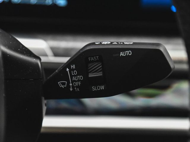 2024 BMW 7 Series 750e xDrive - 22961155 - 30