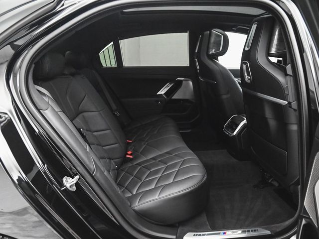 2024 BMW 7 Series 750e xDrive - 22961155 - 36