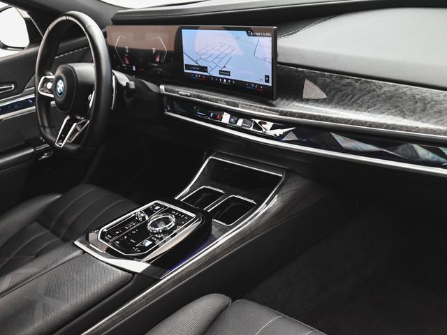 2024 BMW 7 Series 750e xDrive - 22961155 - 41