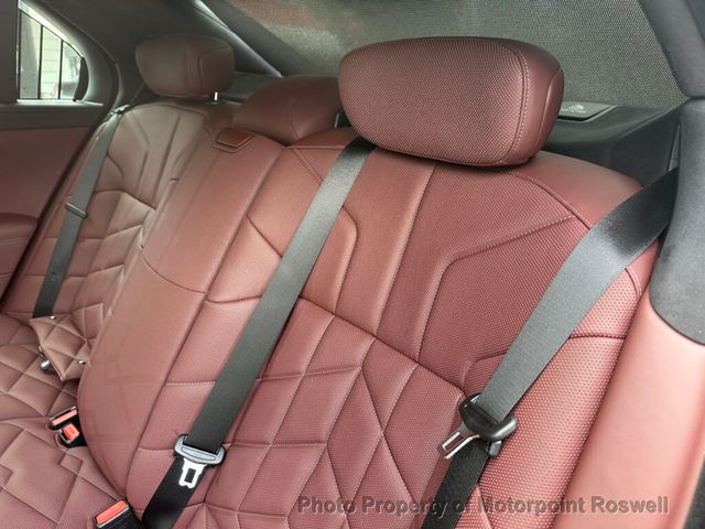 2024 BMW 7 Series 760i xDrive - 23034366 - 22