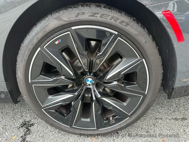 2024 BMW 7 Series 760i xDrive - 23034366 - 38
