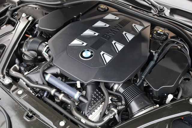 2024 BMW 7 Series 760i xDrive - 22936148 - 21