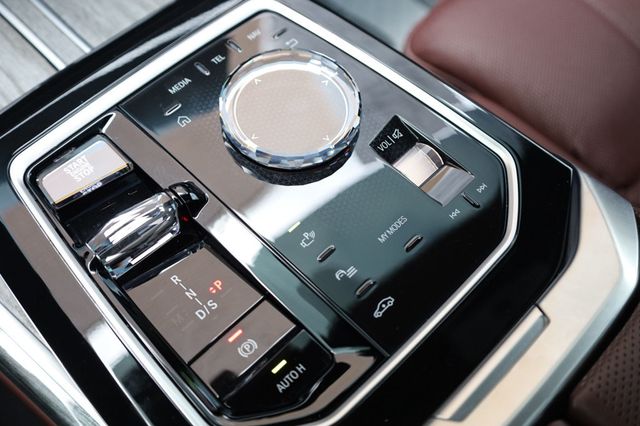 2024 BMW 7 Series 760i xDrive - 22936148 - 49