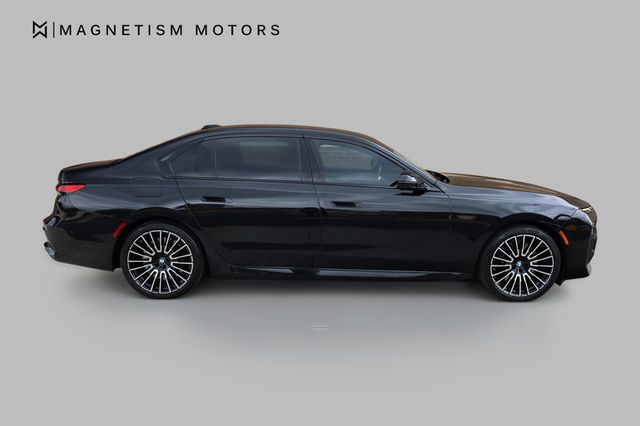 2024 BMW 7 Series 760i xDrive - 22936148 - 5