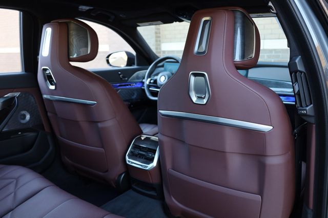 2024 BMW 7 Series 760i xDrive - 22969108 - 19