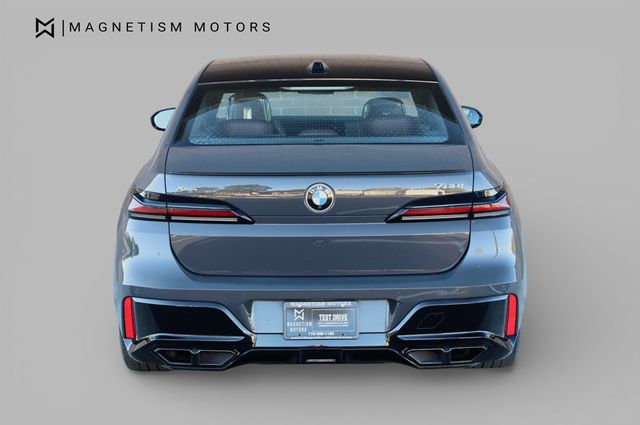 2024 BMW 7 Series 760i xDrive - 22969108 - 7