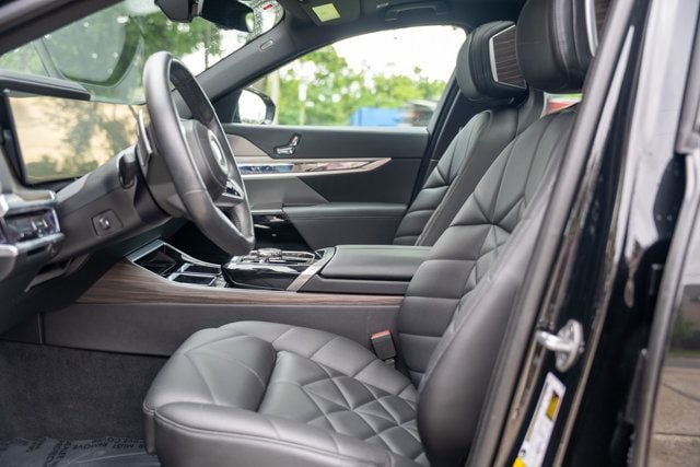 2024 BMW 7 Series LocalTrade/MSRP$111145/BMWTheaterScreen/M-SportProPkg/NAV - 22995279 - 16